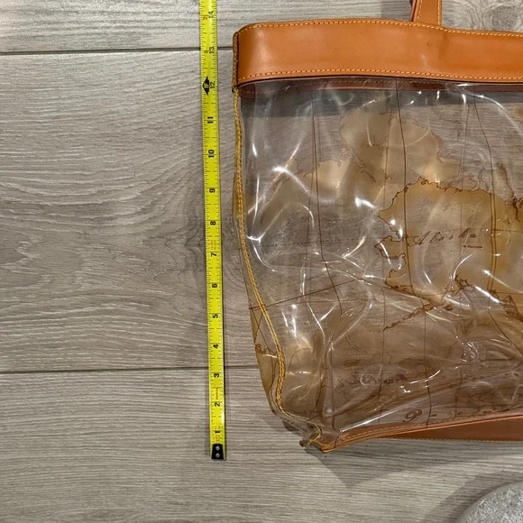 Alviero Martini Prima Classe Clear map tote - Picture 9 of 10
